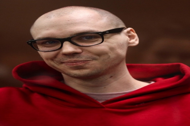 شاعر ضد جنگ روسی بیشتر بشناسید