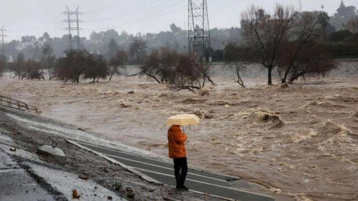 طوفان و سیل در کالیفرنیا؛ «لس‌آنجلس» سنگین‌ترین بارش باران در تاریخ خود را تجربه کرد