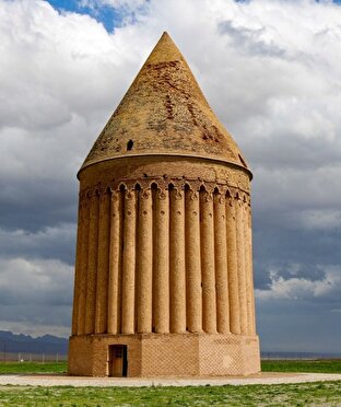 اسراری که در برج اردکان پس از 800 سال کشف شد