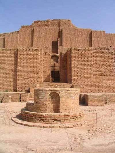 ترجمه ی شیرین آجرها و کتیبه های معبد چغازنبیل  ۱۲۵۰ سال قبل از میلاد