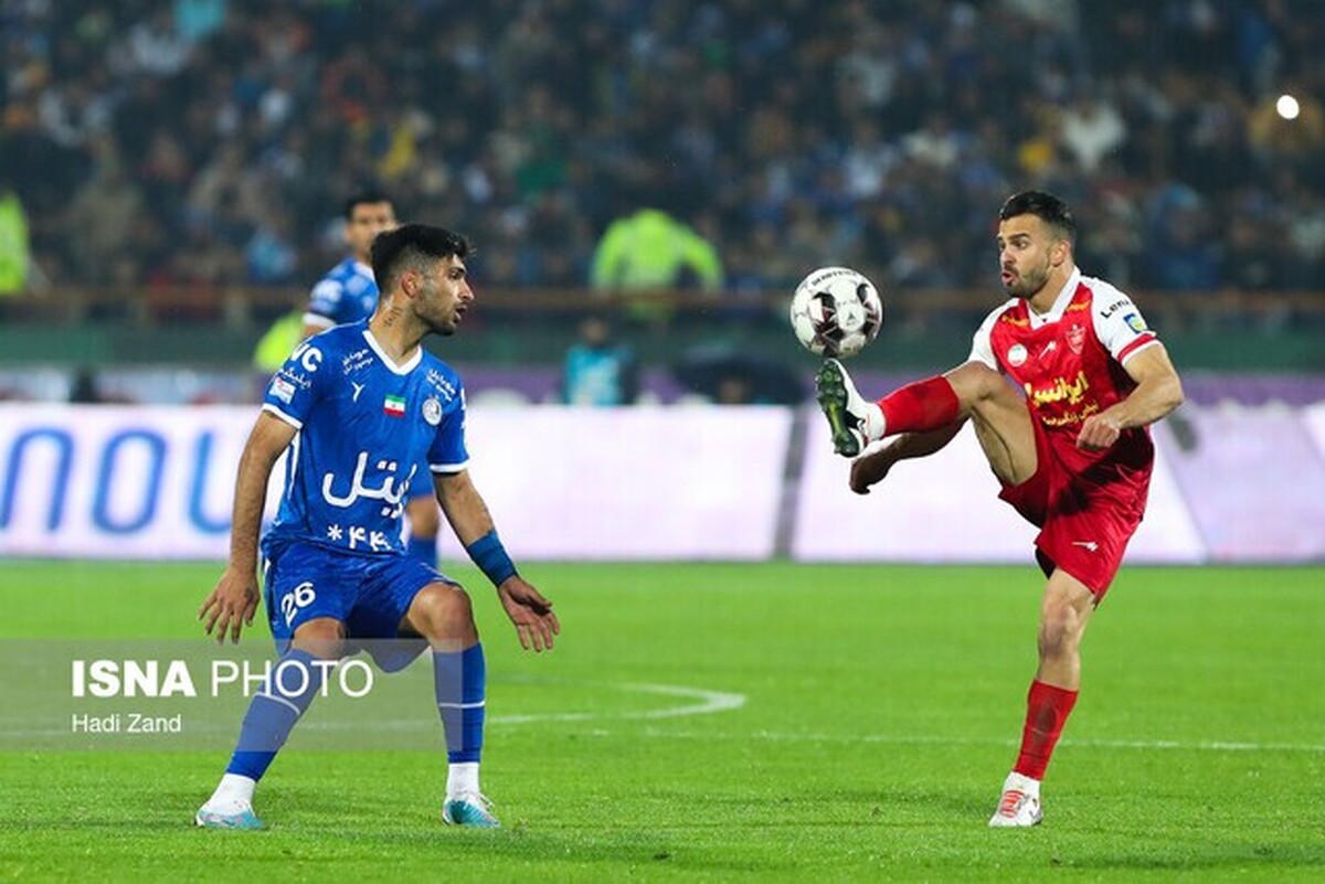 استقلال صفر - صفر پرسپولیس؛ دقیقه ۲۰