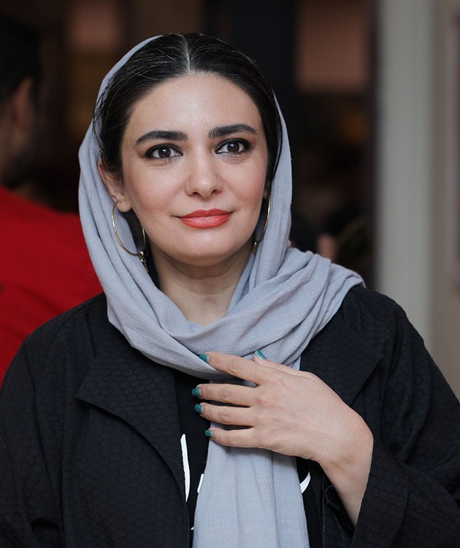 گرد و خاک سینمایی ها به کجا می رسد؟/ مبارزه؛ استراتژی یکپارچه زنان پیر و جوان سینمای ایران گرد و خاک سینمایی ها به کجا می رسد؟/ مبارزه؛ استراتژی یکپارچه زنان پیر و جوان سینمای ایران