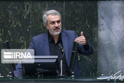نمایندگان به فاطمی امین رای اعتماد بدهند