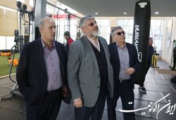پولادگر: ممنوعیت قرارداد دلاری برای همه باشگاه هاست
