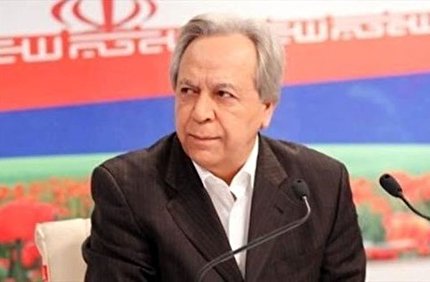 مشکل وام کارمندان بانک نیست، مشکل وام‌های کلان دستوری است