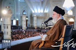 «امید»؛ کلیدواژه مهم رهبر انقلاب در حرم  امام خمینی (ره)