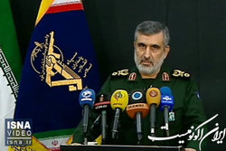 حاجی‌زاده: موشک فتاح قابل انهدام نیست