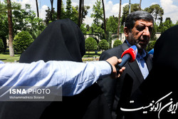 واکنش ضرغامی نسبت به نوع پوشش خبر قهرمانی فرزانه فصیحی