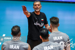 واکنش بهروز عطایی به صادرنشدن ویزای آمریکا برای سه والیبالیست