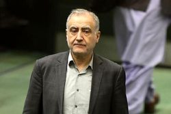 مجلس یا پادگان؟ ممنوعیت نطق برای نماینده خبرساز ماجرای شاسی‌بلندها