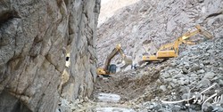 فرسودگی جاده چالوس عامل زمین لغزش رودخانه کرج