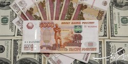 کارشناس مصری: قاهره اولین میخ را بر تابوت دلار زد