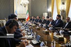 وزرای حمل‌ونقل ایران و ازبکستان تفاهم نامه همکاری ترانزیتی امضا کردند