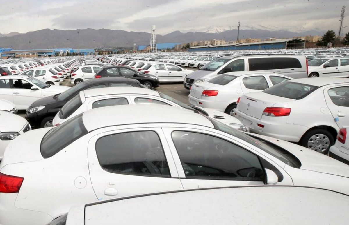 گرانفروشی خودروسازان از طریق مراجع قضائی پیگیری می شود