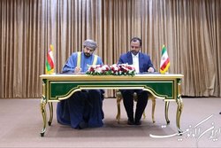 چهار سند همکاری در جریان سفر سلطان عمان به کشورمان به امضا رسید