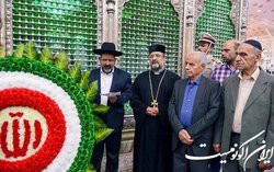 ادای احترام نمایندگان ادیان الهی به مقام شامخ امام خمینی (ره)