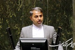 رحیمی‌مظفری: صحرایی چه برنامه‌ای برای مسائل مادی معلمان دارد؟