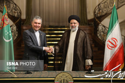 رئیسی: امضای اسناد همکاری جلوه‌ای از اراده مقامات ایران و ترکمنستان برای توسعه روابط است