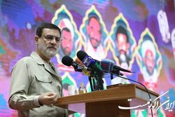 ملت ایران در پیروی از شهدا کم نمی‌گذارد