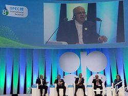 امضای ۴۰ میلیارد دلار قرارداد نفتی در ۲۰ ماه گذشته