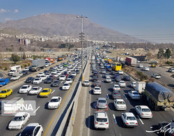 ترافیک نیمه‌سنگین در محور فیروزکوه و چالوس