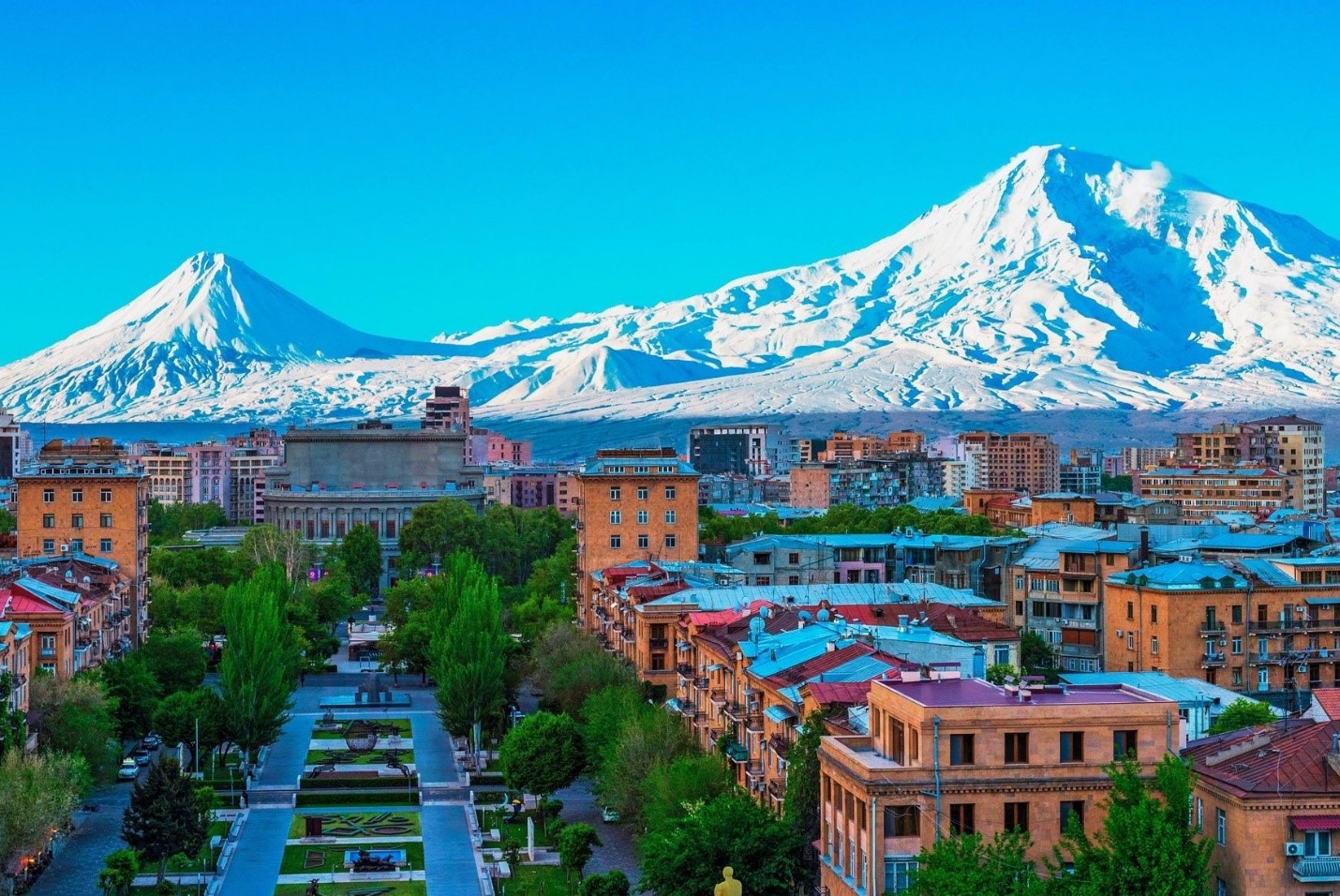 آشنایی با ۵ شهر ارزان برای سفر (داخلی و خارجی) آشنایی با ۵ شهر ارزان برای سفر (داخلی و خارجی)