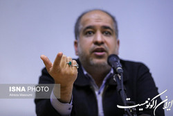 مجمع تشخیص هر چه سریعتر تکلیف طرح الزام ثبت رسمی معاملات اموال غیرمنقول را مشخص کند