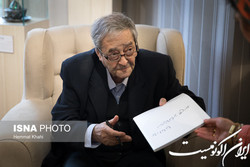 مراسم وداع با احمدرضا احمدی