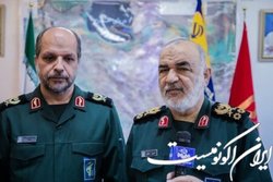 فرمانده کل سپاه: قطع وابستگی از دانشگاه آغاز می شود