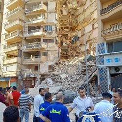 فروریختن ساختمان ۱۳ طبقه در «اسکندریه» مصر