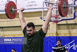 حضور ناگهانی ماموران ضد دوپینگ در اردوی تیم ملی وزنه‌برداری