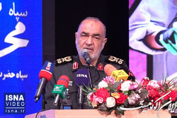 همایش اجرای فرمان اعتلای بسیج