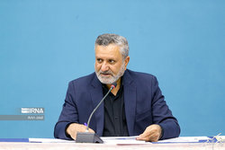 سیاست دولت سیزدهم حمایت از دهک های کم درآمد و توانمندسازی آنهاست