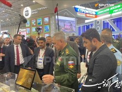 بازدید وزیر دفاع روسیه از غرفه ایران در نمایشگاه «آرمیا ۲۰۲۳»
