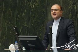 نماینده بیجار: دولت مطالبات گندمکاران را پرداخت کند