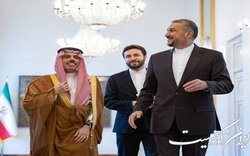 شکاف در دیوار بی‌اعتمادی