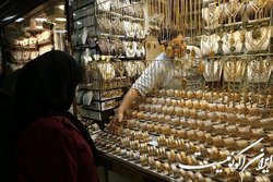 سکه ۲۷ میلیون و ۶۹۶ هزار تومان
