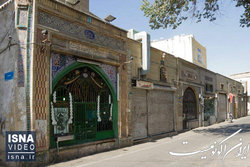 سقایی در چند متر مکعب عشق