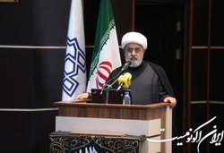 اربعین حسینی را به راهپیمایی مستضعفان علیه استکبار جهانی تبدیل کنیم
