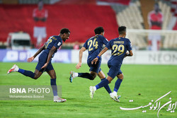 بازیکن النصر: چمن آزادی اصلا خوب نبود