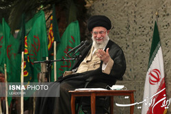 رهبر انقلاب: دفاع مقدس توانایی جوانان برای حل مشکلات را نشان داد