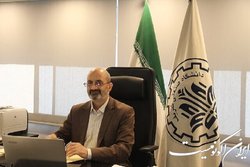 از پتانسیل نیروی انسانی و نخبگان برای حل چالش‌های بزرگ کشور استفاده می‌کنیم