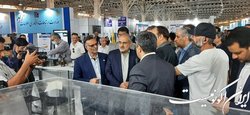 بازدید معاون پارلمانی رئیس جمهور از نمایشگاه روایت خدمت