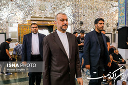 امیرعبداللهیان به زیارت حرم حضرت زینب(س) رفت