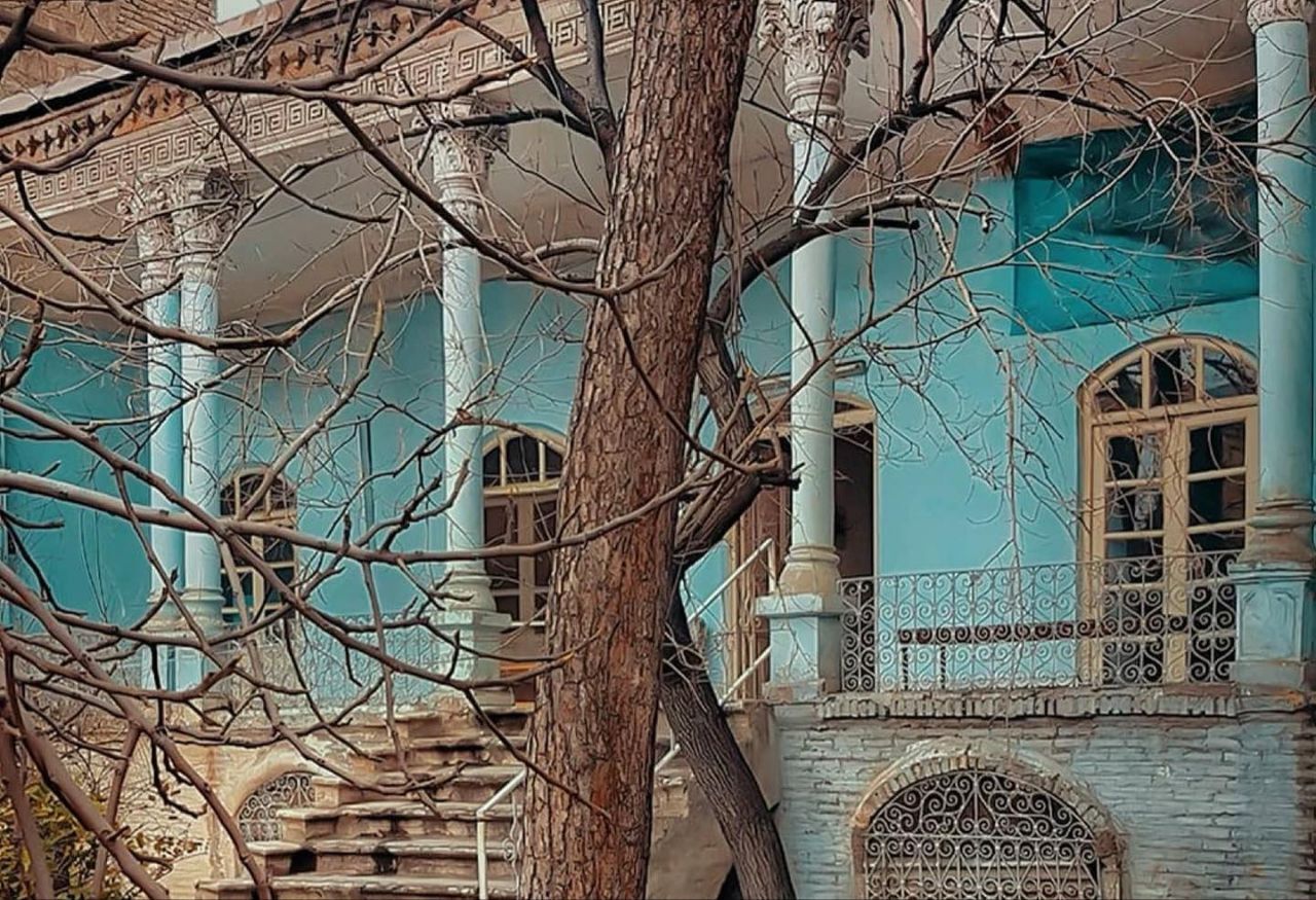 مدرسه ناموس، اولین مدارس دخترانه تهران