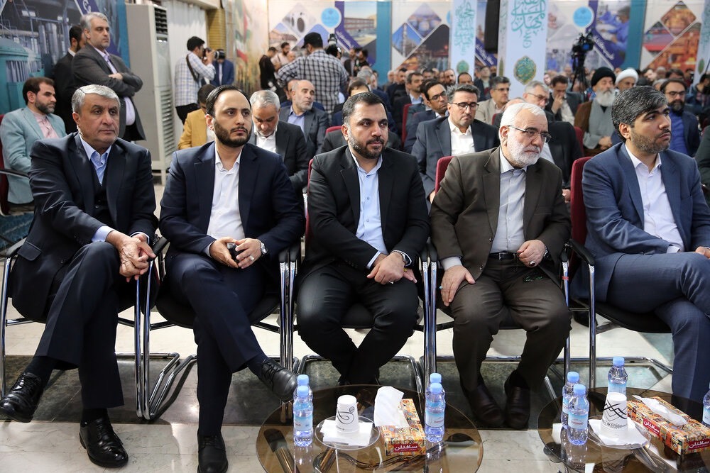 تودیع و معارفه رییس ستاد اجرایی فرمان امام برگزار شد