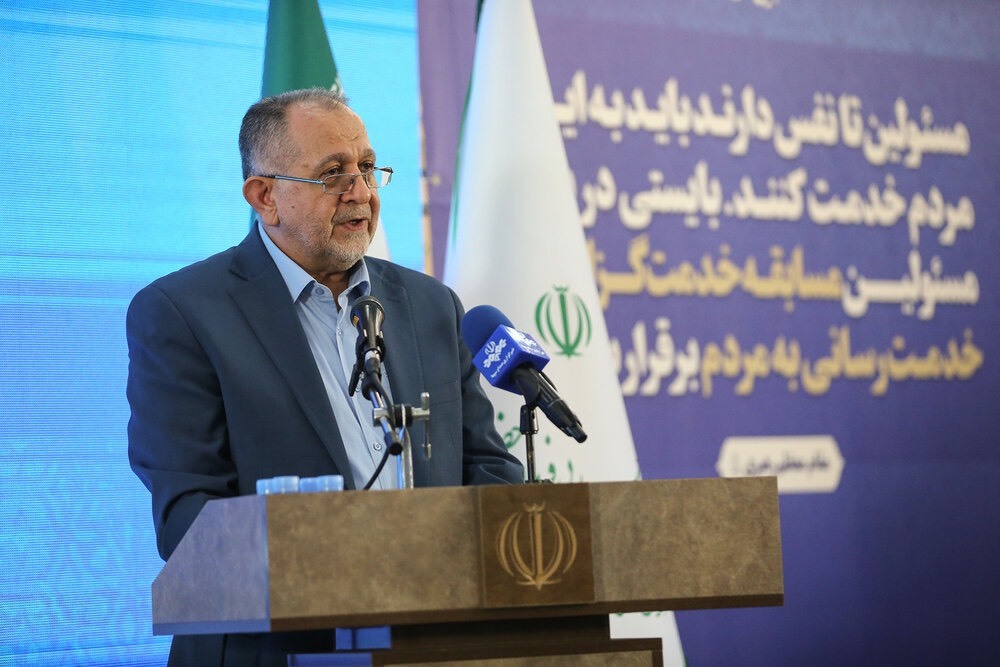 تودیع و معارفه رییس ستاد اجرایی فرمان امام برگزار شد