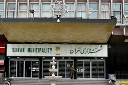 نامه شهردار تهران به رئیس جمهور درباره ترمیم حقوق کارکنان شهرداری‌ها