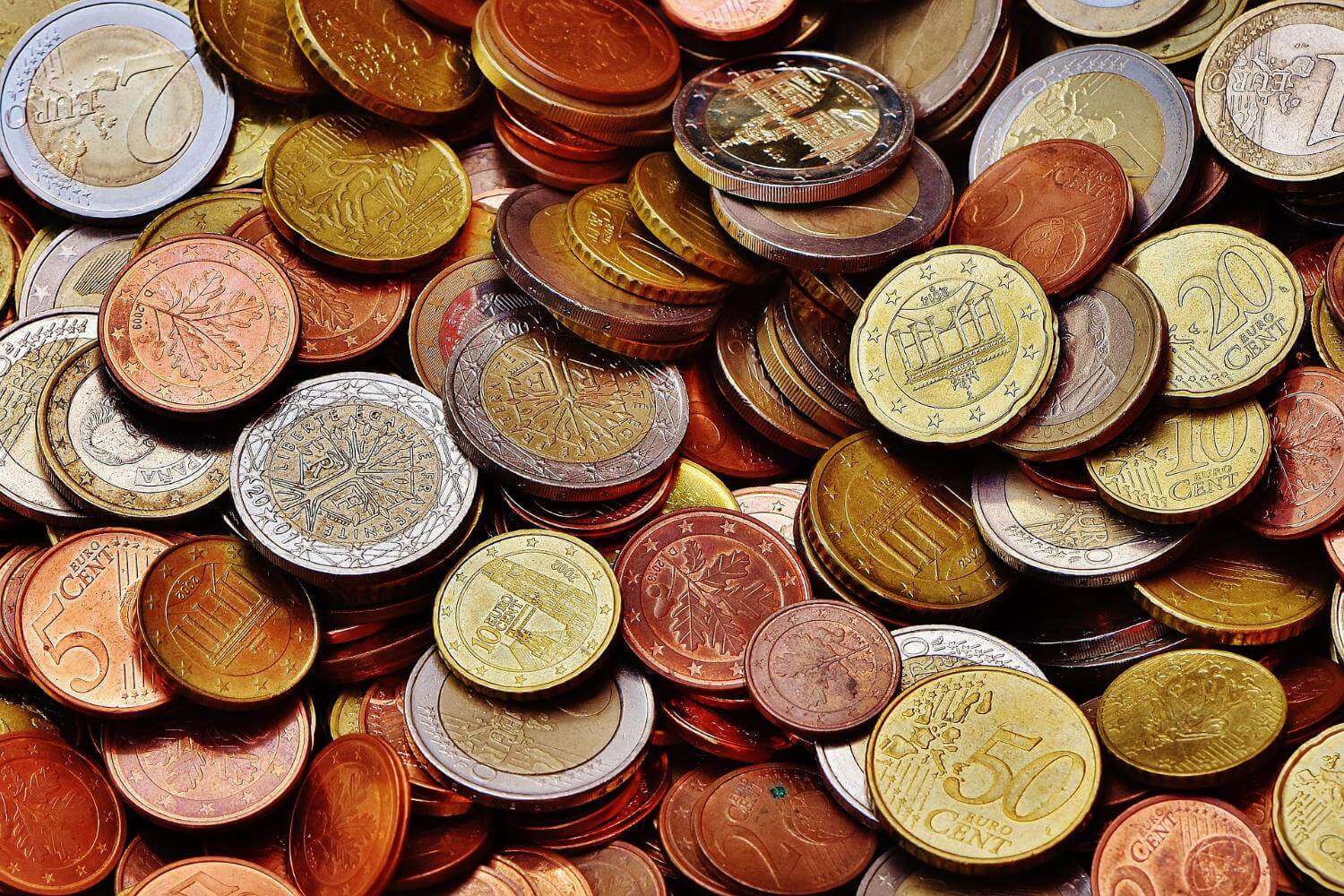 پشت پرده نوسان بازار سکه/ ۲ احتمال مهم درباره قیمت سکه1403