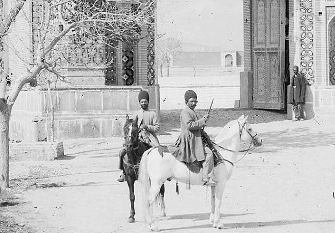 خاطرات تهران قدیم؛ از «دروازه دولت» تا «دربند» خاطرات تهران قدیم؛ از «دروازه دولت» تا «دربند»